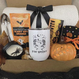 Halloween Gift Box for her, Halloween Gift Box for Daughter, Halloween Gift Box with Pumpkin Light, Women&#39;s Halloween Box, Fall Gift Box