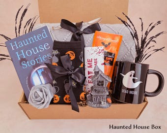 Halloween Gift Box for Her, Cozy Fall Care Package, Self Care Spa Gift, Autumn Birthday Gift, Thinking of You Box