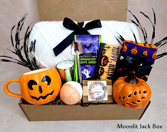Süße Gehäkelte Halloween Geschenke - Boo Basket Füller Mit Geist & Kürbis