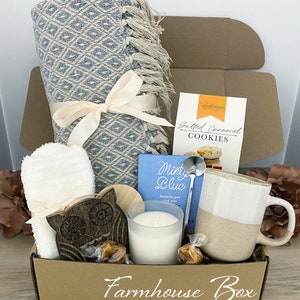 Gift for Mom for Mother's Day, Gift Box for Women, Gift for Her, Gift Basket for Mom, Care Package for First Time Mom, Best Friend, Sister Farmhouse Box