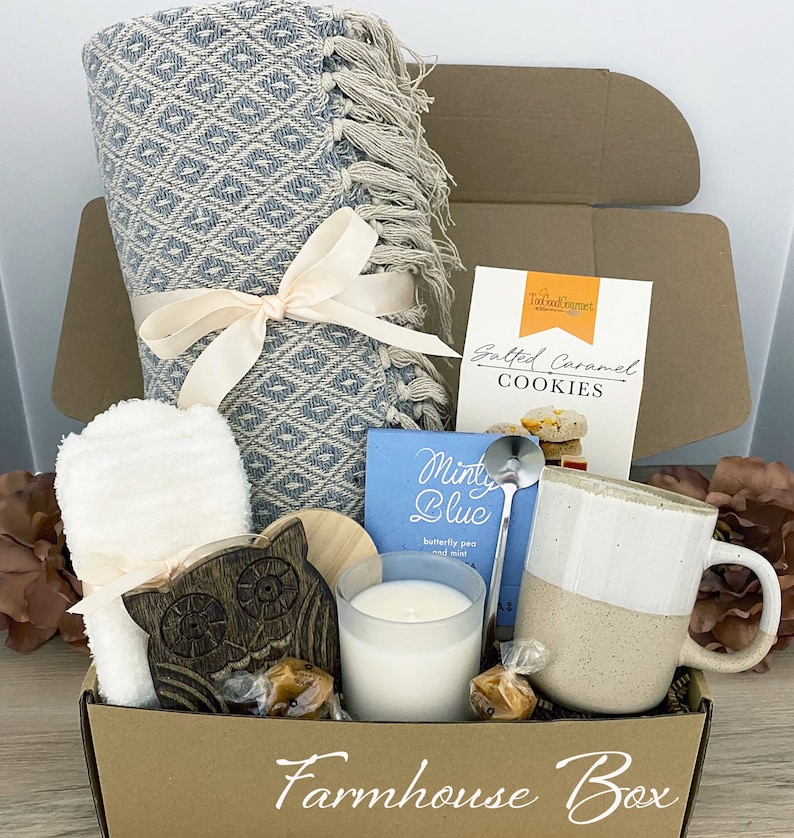 Gift for Mom for Mother's Day, Gift Box for Women, Gift for Her, Gift Basket for Mom, Care Package for First Time Mom, Best Friend, Sister Farmhouse Box