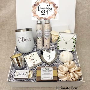21st Birthday Gift for Her, 21 Birthday Gift, Happy 21st Birthday, Wine Gifts for Women, Personalized 21st Birthday Gift Box, Finally 21