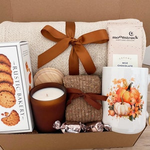 Cozy Fall Gift Box for Her: Blanket, Mug & Candle