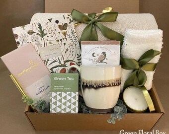 Cozy Gift Box for Her, Blanket, Mug & Gourmet Treats