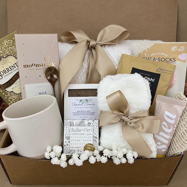 Get Well Soon Gift Box for Women, Self Care Package, Thinking of you Gift, Sympathy Gift Box, Cozy Blanket Box, Mother Day Gift Box