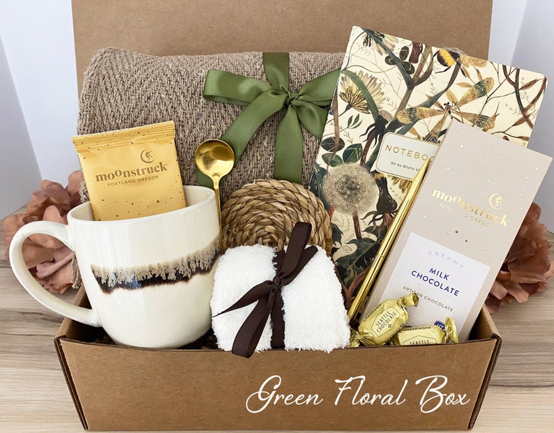 Gift for Mom for Mother's Day, Gift Box for Women, Gift for Her, Gift Basket for Mom, Care Package for First Time Mom, Best Friend, Sister Green Floral Box