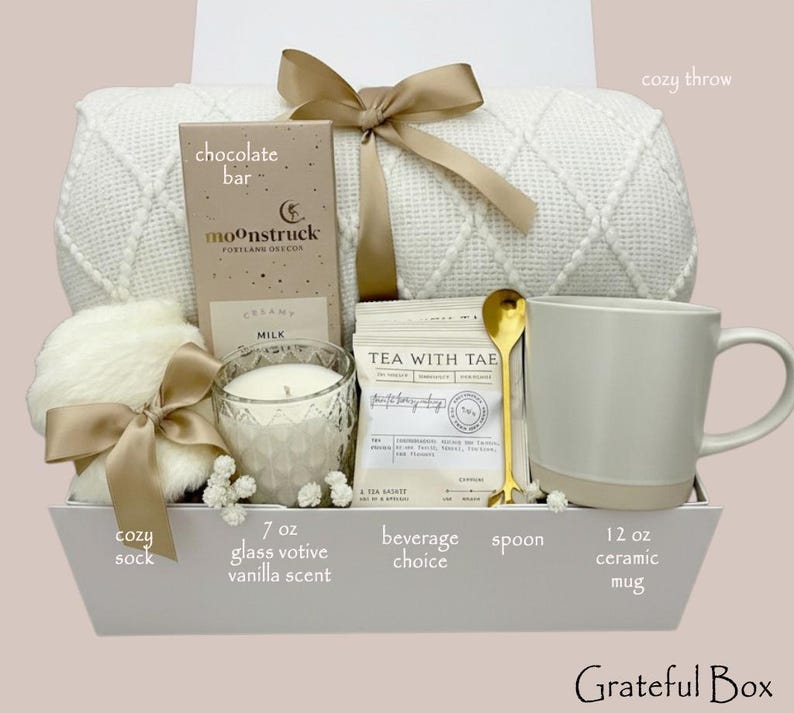 Hug In A Box, Encouragement Gift, Mom Gift Set, Hygee Gift Box, Thinking Of You Box, Cozy Care Package, Self Care Basket, Blanket Gift Box Grateful Box