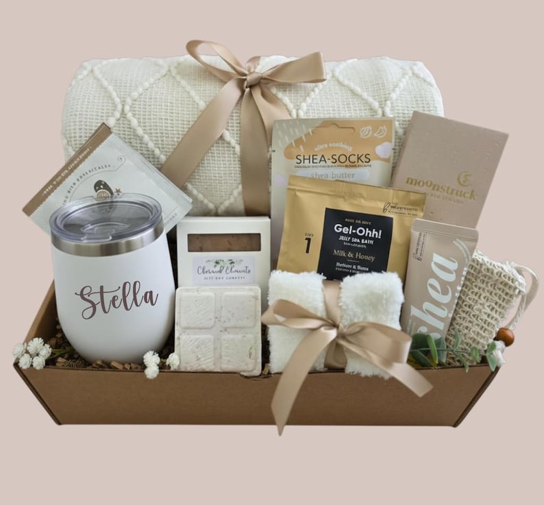 Birthday Gift Box for her, Spa Gift Basket for Women, Personalized Self Care Gift, Best Friend Birthday Gift, Care Package for Women image 1
