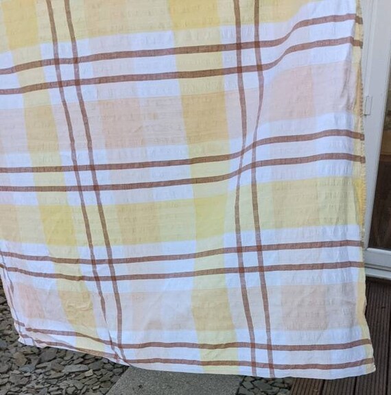 Lovely Vintage Check Seersucker Square Tablecloth