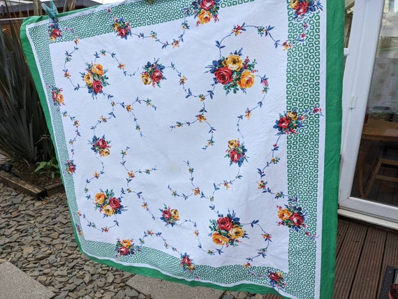 Lovely Vintage White Floral Tablecloth