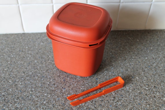 Orange Tupperware Picnic Style Lidded Ice / Sugar Container With Tongues