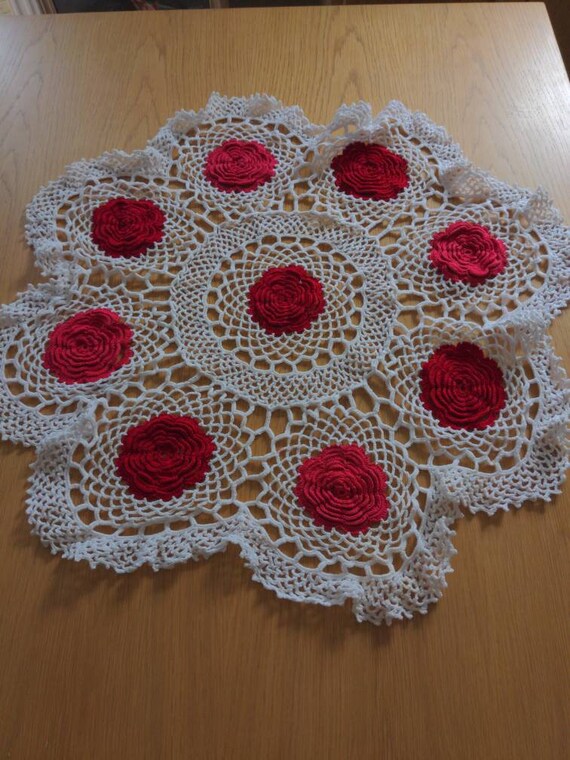 Crochet Floral Table Centerpiece cloth