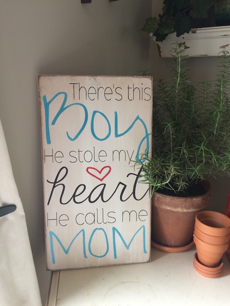 Personalized Auntie Picture Frame – 5x7 Vertical, Engraved Wood, “There’s This Boy Who Stole My Heart He Calls Me Auntie”