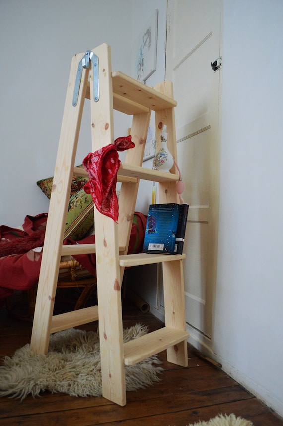 Escalera madera decorativa