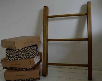 Small Decorative 3 rung wooden Ladder.
