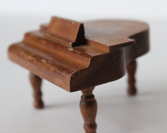 vintage miniature baby grand piano dollhouse size grand piano wooden furniture instrument solid wood 1950s Halls Lifetime Toys