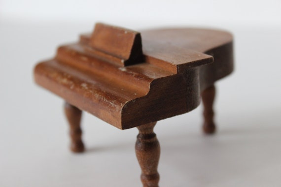baby piano wooden