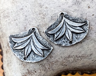 Leaf, Plant, Charms, Polished Finish, 17mm, Artisan Handcrafted Jewelry Making Components, DIY Crafting Charms, Hand Cast Pewter, 337-CP