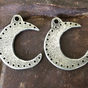 Crescent Moon Charms, Aged Finish, 21mm, Jewelry Charms, Pewter Components, Handmade Crafting Jewelry Supplies, DIY, Artisan, 170-CD