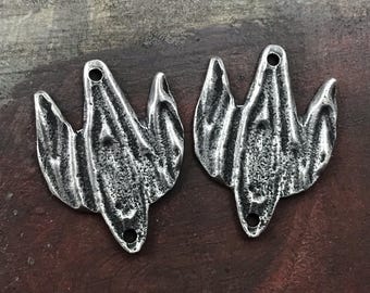 Flower Charms, Connectors aged Finish, 24mm, Jewelry Charms, Pewter Components, Handmade Crafting Jewelry Supplies, DIY, Artisan 159-CD