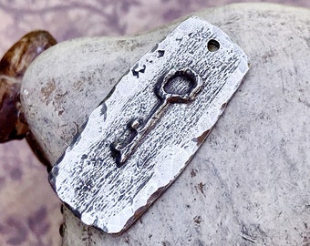 Skeleton Key Pendant, Rustic Artisan Handcrafted Jewelry Design, Handmade Jewellry Making Components, Handcast Pewter 292-PP