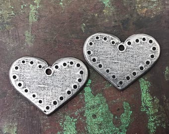 Heart Charms, Aged Finish, 21mm wide, Jewelry Charms, Pewter Components, Handmade Crafting Jewelry Supplies, DIY, Artisan No. 157-CD