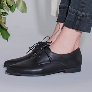 Black Leather Shoes, Classic Oxfords, Women Oxfords, Comfortable Shoes, Lace Up Shoes, Black Dress Shoes, Black Formal Shoes, Women Flats Black