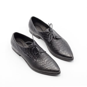 Black Snakeskin Leather Oxford Shoes, Stylish Formal Shoes for Women ...