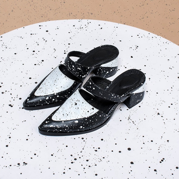 Black White Mules, Handmade Mules, Women Fun Cool Party Sandals, Summer Shoes, Leather Mules, Pointed Toe Mules, Elegant Slip Ons