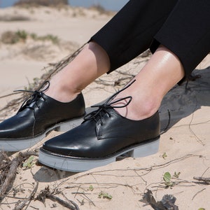 Black Leather Platform Oxfords, Cool Lace Up Oxfords with Gray Heels For Women, Hipster Shoes, Lightweight Handmade Shoes
