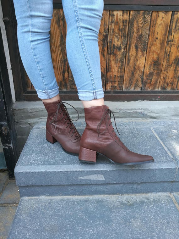 Stivali in pelle alla caviglia marrone da donna con lacci stivali allacciati stivali sexy stivaletti a punta marrone cammello con tacco stivali fatti a mano personalizzati Etsy Italia