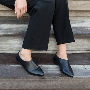 comfortable black evening shoes