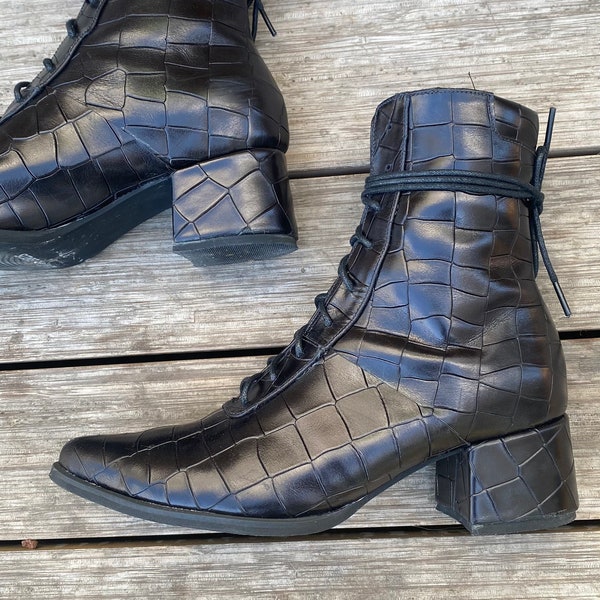 womens brown ankle boots lace up