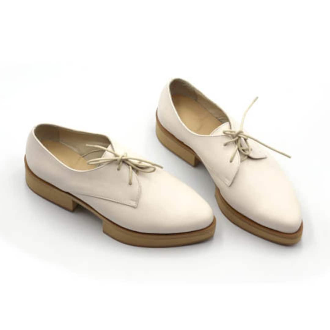 White Women's Leather Shoes, Heel Shoes, Comfortable Tie Shoes Platforms, Retro Style Shoes, Big size Women's Shoes, Handmade, Women's Shoes