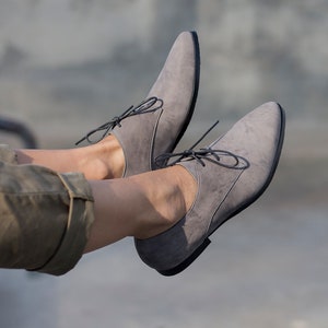 Women Oxford Shoes, Gray Oxford Shoes, Fine Leather Shoes, Pointed Toe Shoes, Lace Up Modern Shoes, Handmade Shoes, Gray Urban Shoes