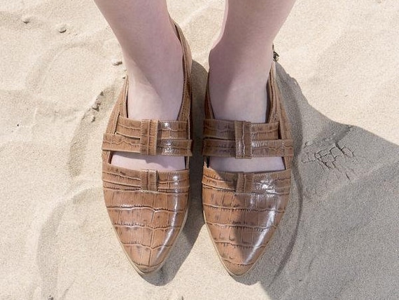 ladies dress sandals flat Brown Textured Leather Sandals, Comfortable Sandals, Closed Toe Sandals, Strap With Side Buckle silver grey convertible dress