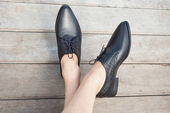 Black Leather Oxford Shoes, Women Pointed Formal Shoes, Stylish Flat Lace  Shoes, Elegant Casual Oxford Shoes - Etsy