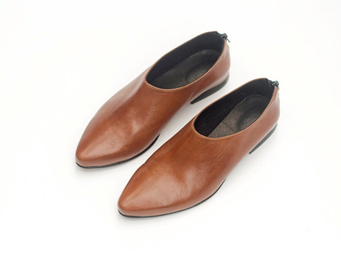 Camel colored flats Clearance