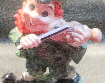 Vintage Lefton Irish Fiddler Figurine