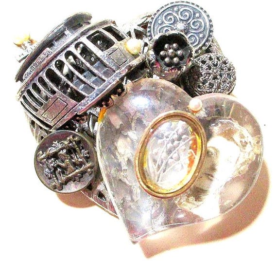 Button Brooch - Trolly, San Francisco Theme