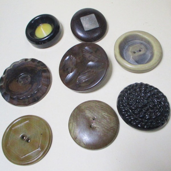 Buttons Lot of 7 Vintage Bakelite and Early Plastic