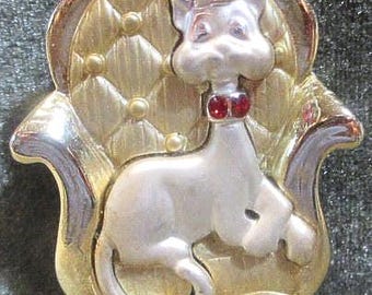 Queenly Kitty Cat On A Throne Brooch