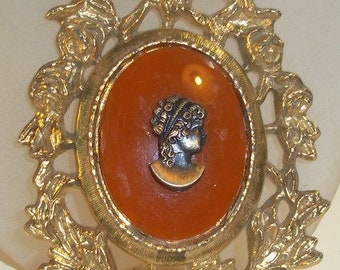 Elaborate Cameo Pendant Necklace