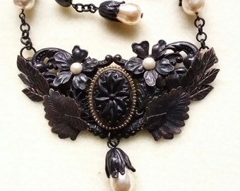 Black Flower Necklace, Pearl Necklace, Earring Set, Mourning Jewelry, Mourning Necklace, Dark Academia, Necklace Set, Earring Set