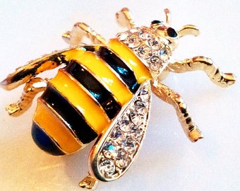 RHINESTONE BEE BROOCH! Adorable Figural Pin/Accessory! Beautiful Black & Yellow Enamel. Faceted Crystals. Buzzing Bright Gold Tone Setting.