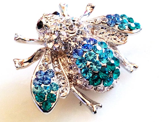 RHINESTONE BEE BROOCH! Signed S L. Adorable Figur… - image 10