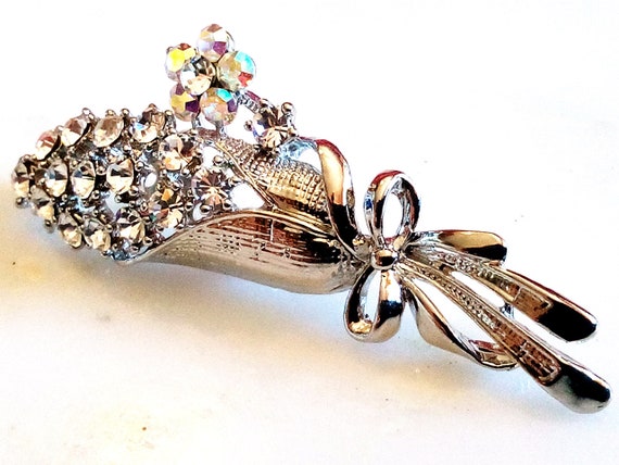 CRYSTAL BOUQUET BROOCH! Gorgeous Floral Pin/Acces… - image 2