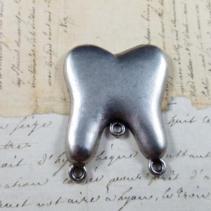 Dentist Tooth Brooch or Pendant Finding pack of 1