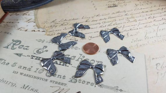 Nickel Bow Metal Stamping Pack of 6