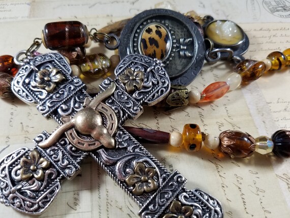 Vintage Cowgirl Cross Beaded Assemblage Pendant Necklace, Long Beaded Vintage Jewelry Lariat, Long Statement Resin Pendant, Longhorn Cross